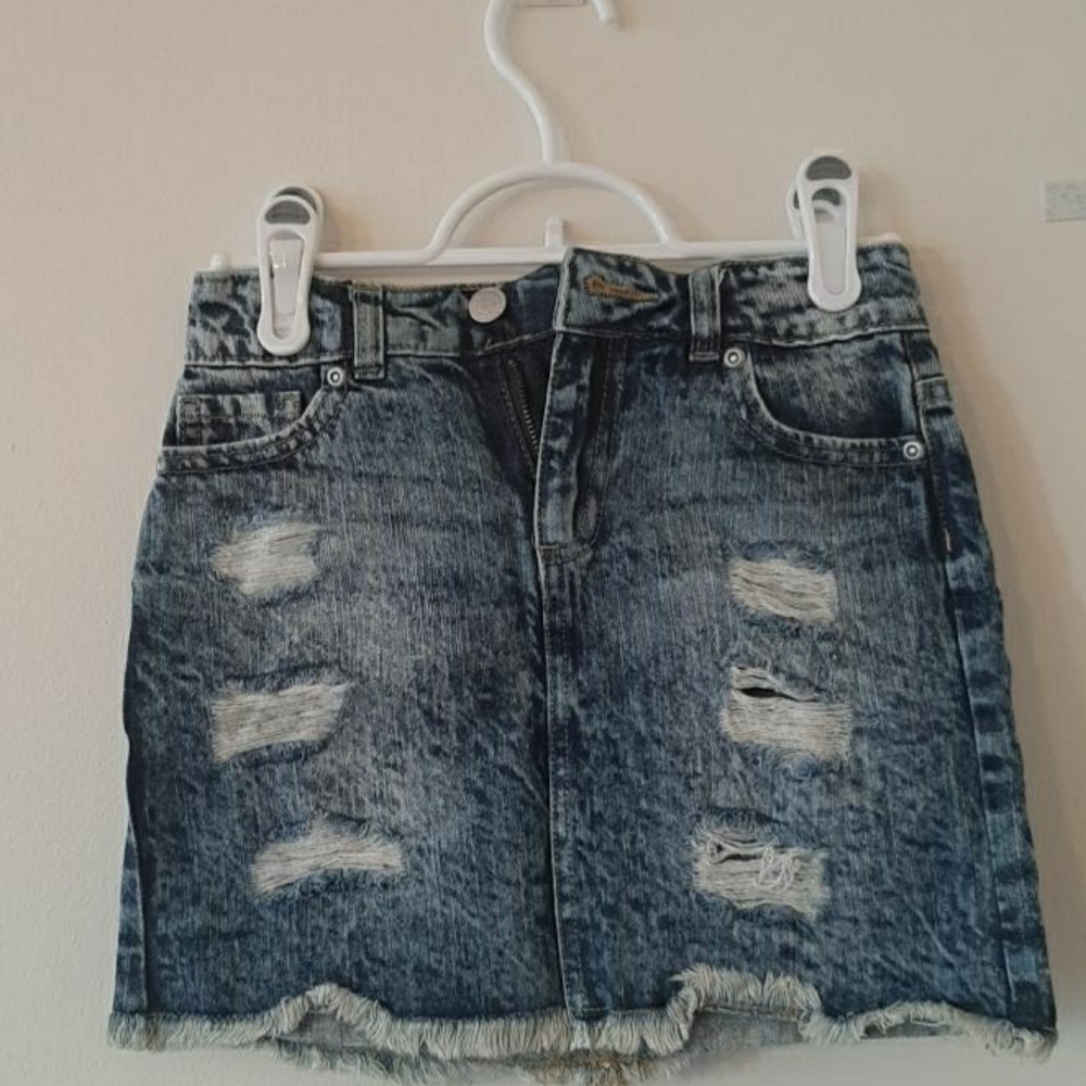 Distressed denim skirt